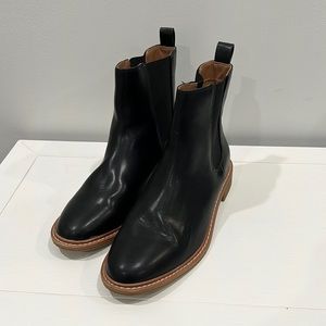 Chelsea boots